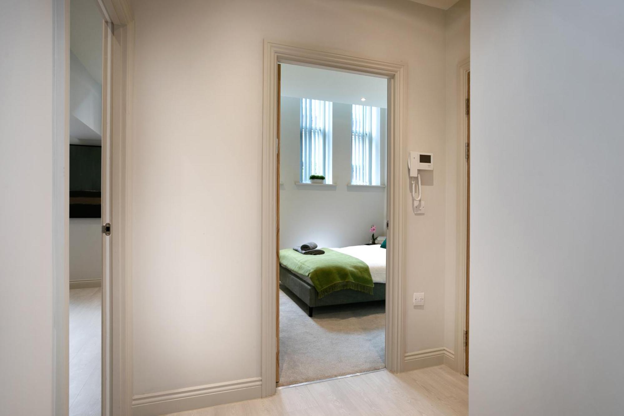Apartment Apt 26, Stylish 1-br With Soothing Green Tones Leeds (West Yorkshire)