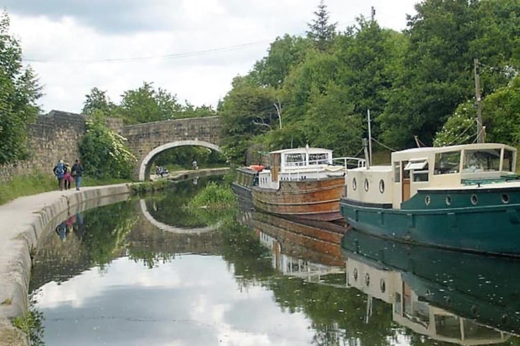 -f10gh- For Relaxed And Cosy Stay, Free Parking, Wifi * Leeds (West Yorkshire)