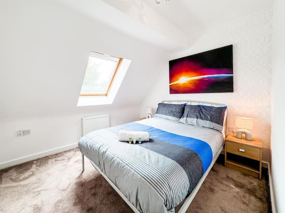 Huge House - Free Parking - 4 Bed 3 Bathroom - Leeds * Leeds (West Yorkshire)