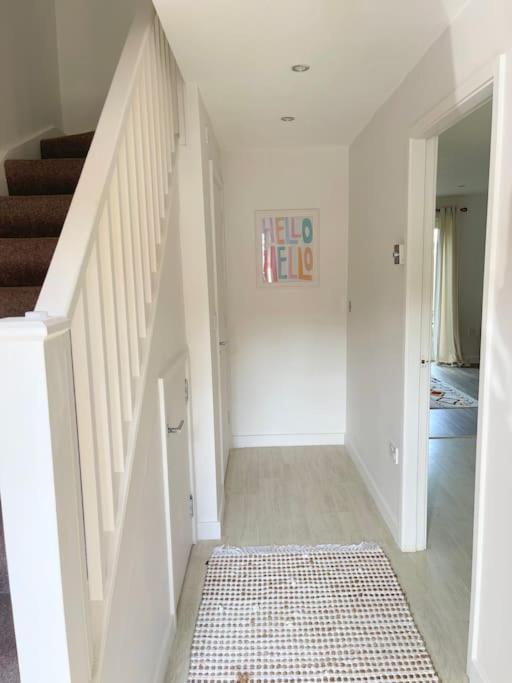 Artistic, Bright & Spacious 3 Bedroom * Leeds (West Yorkshire)
