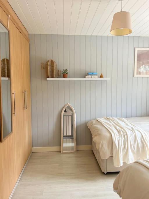 Villa Artistic, Bright & Spacious 3 Bedroom Leeds (West Yorkshire)