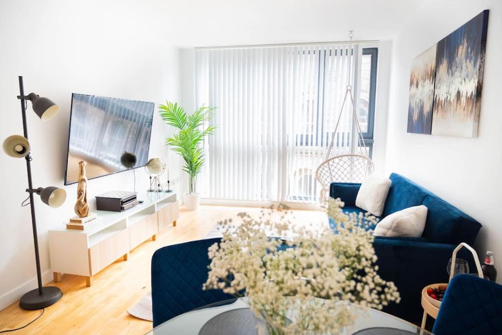Apartment Modern Centre Two Bedroom & Netflix & Wifi