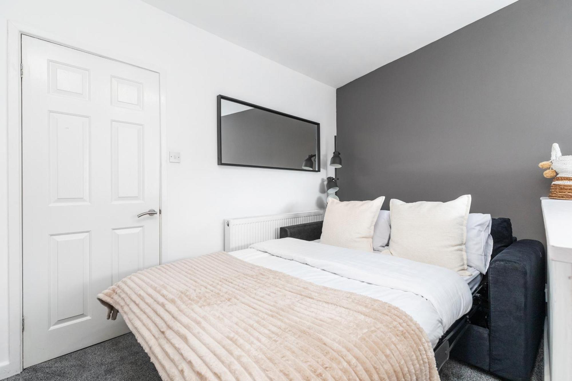 Stylish In Leeds Apartment