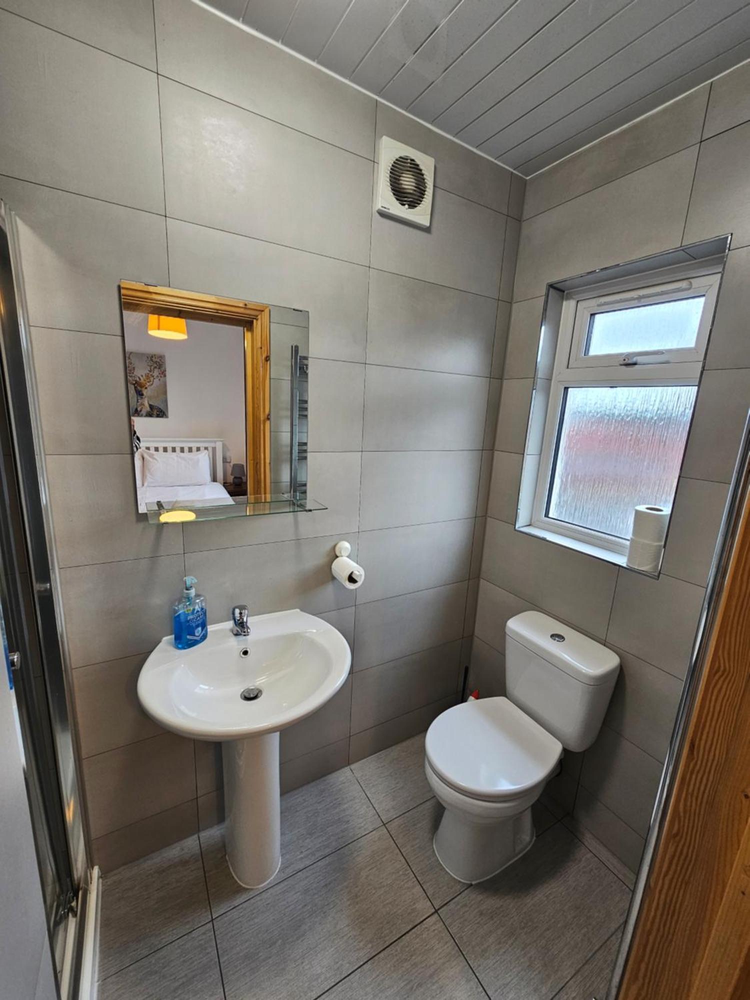 Homebird - Conway House * Leeds (West Yorkshire)