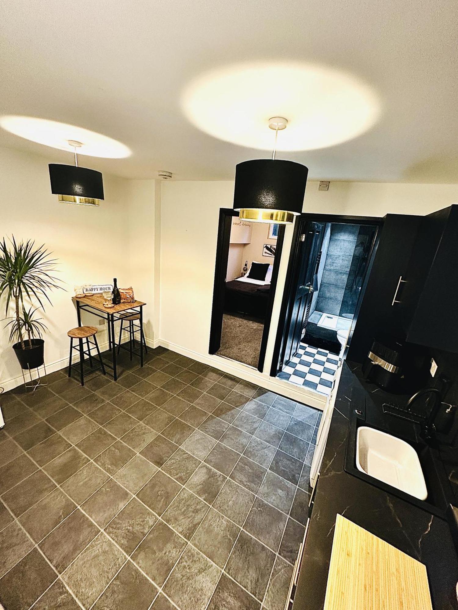 Close To Leeds Centre - The Snug * Leeds (West Yorkshire)