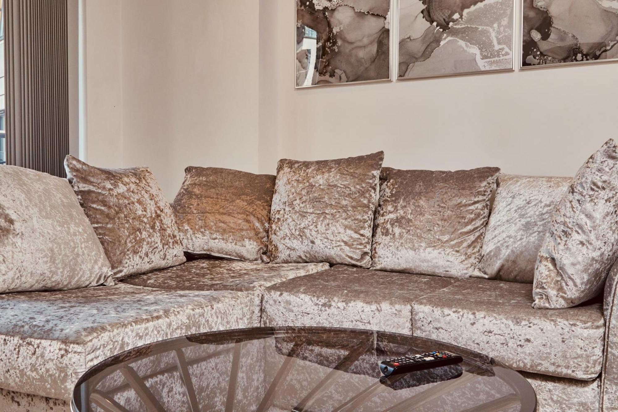 Apartment King River Canal View& Free Secure Parking! Leeds (West Yorkshire)