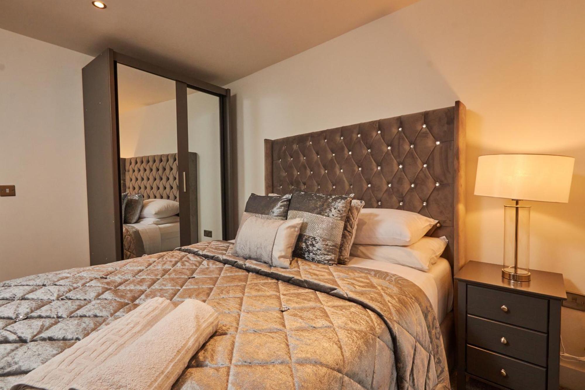 King River Canal View& Free Secure Parking! Apartment Leeds (West Yorkshire)
