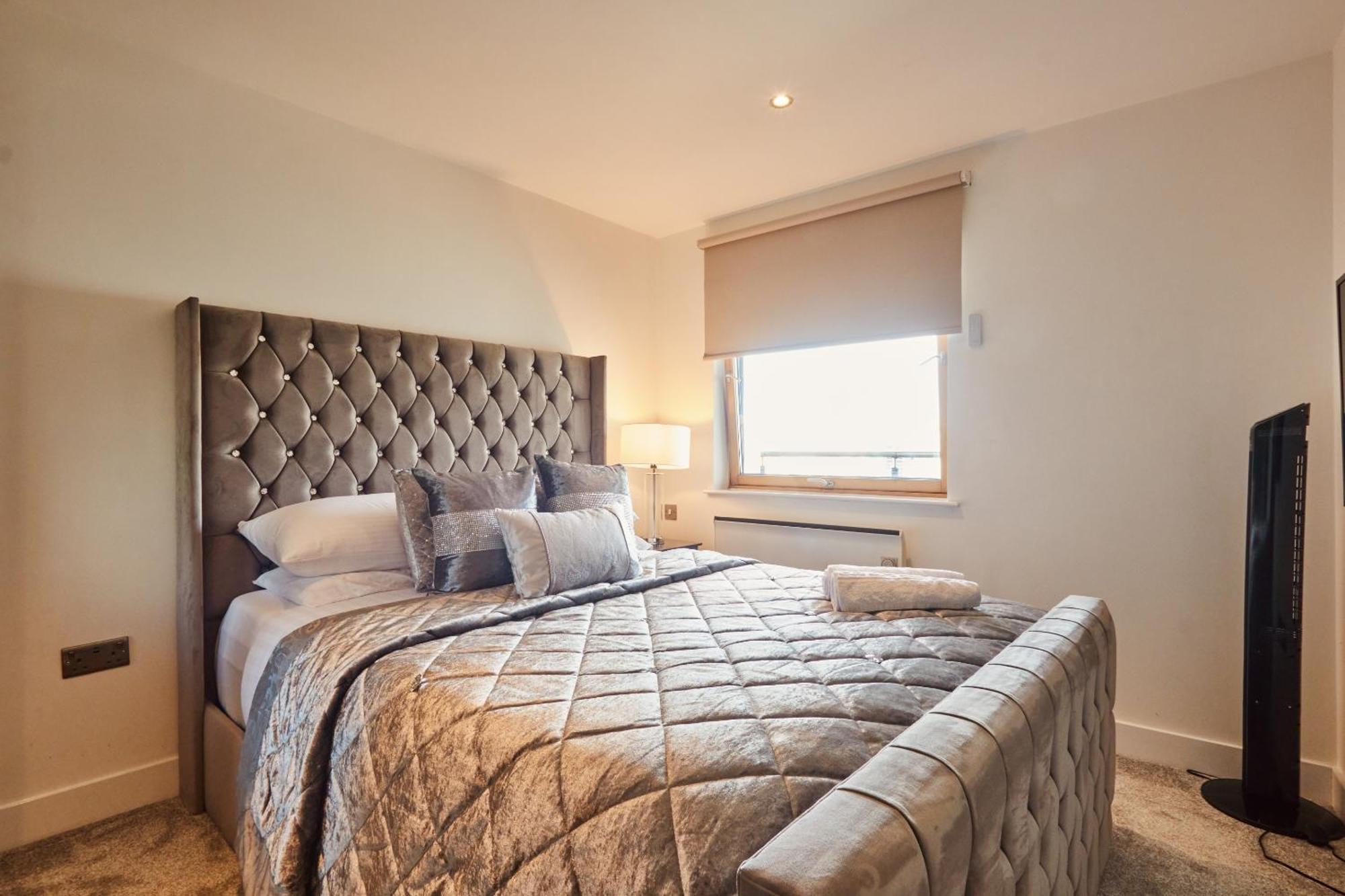King River Canal View& Free Secure Parking! Apartment Leeds (West Yorkshire)