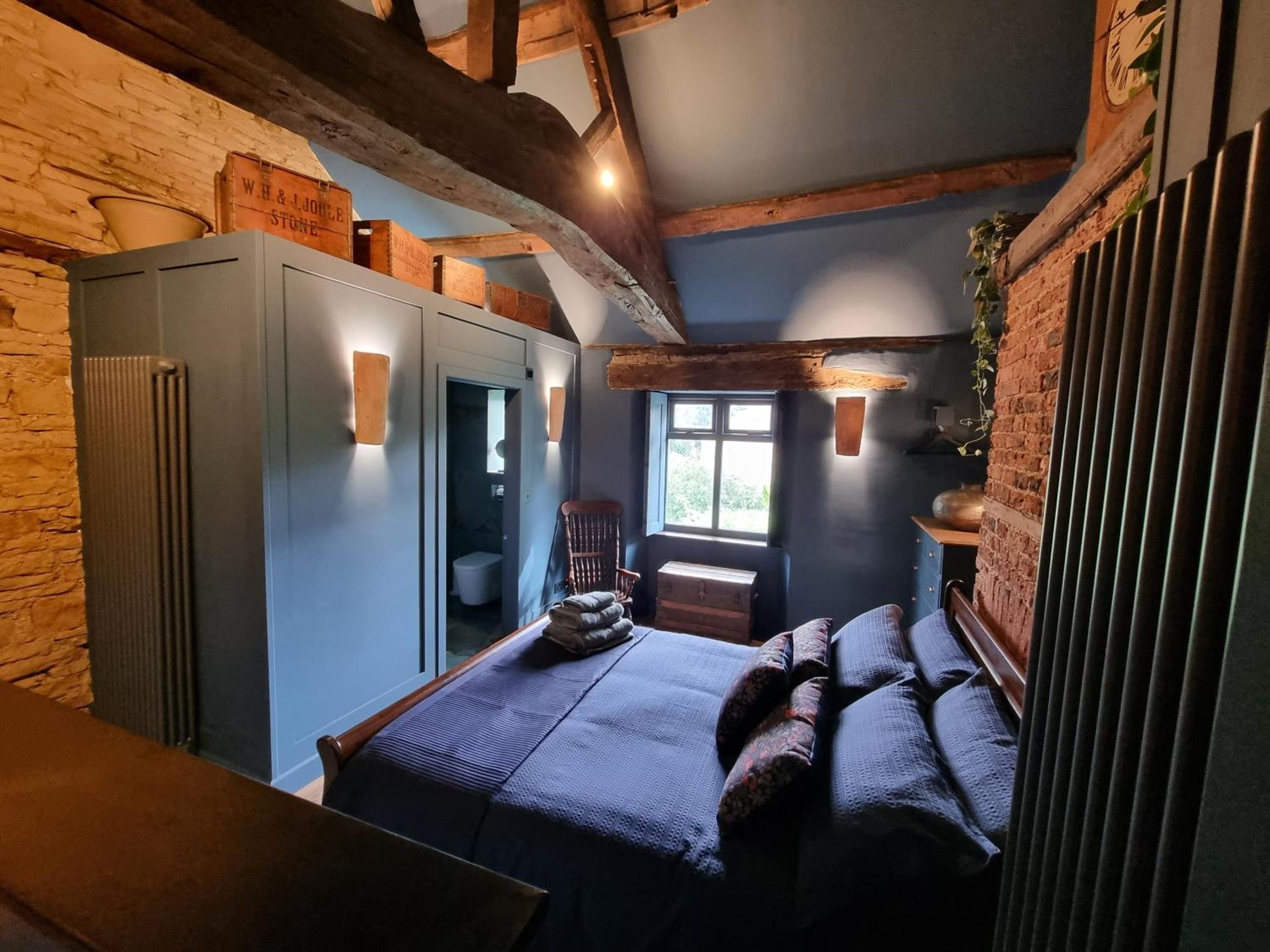 Rose Oulton Leeds Holiday home