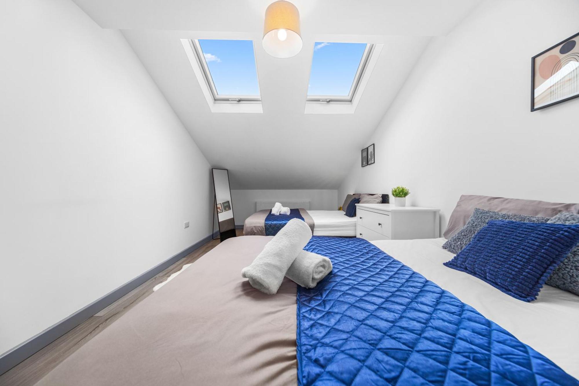 Budget 2-bed House 10mins To Leeds Centre Leeds (West Yorkshire)