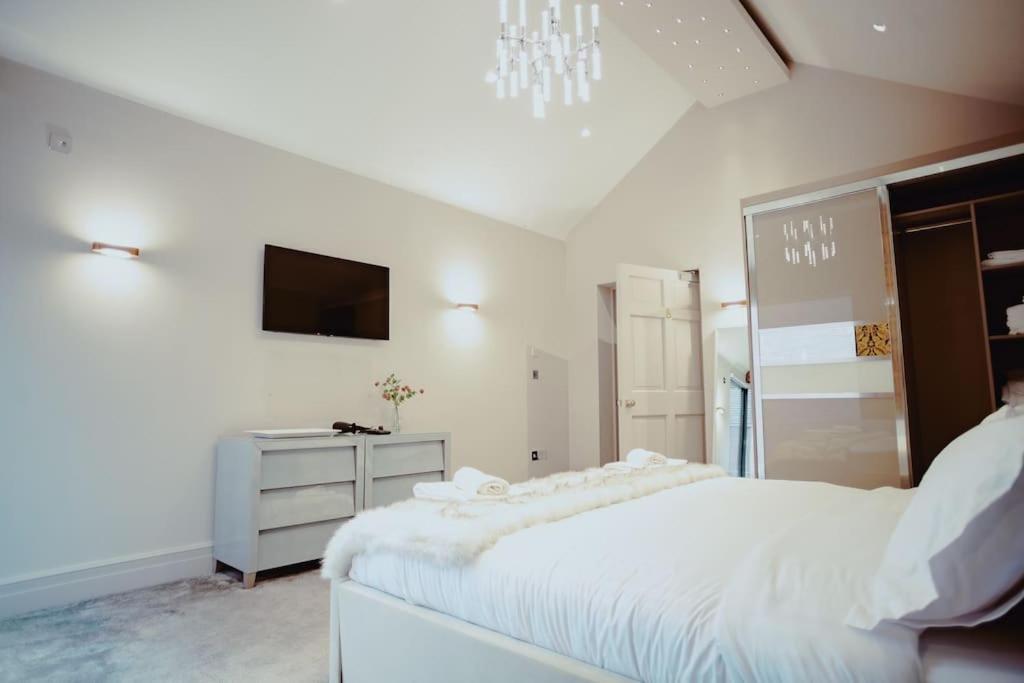 3-story Townhouse - Sleeps 8 * Leeds (West Yorkshire)