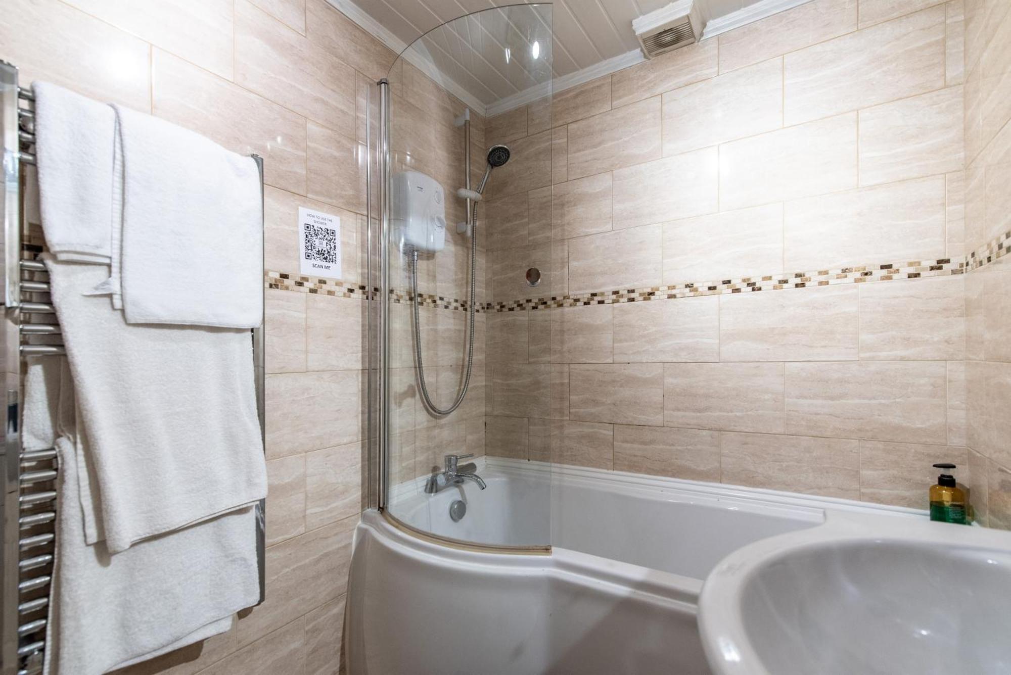 Call Lane Apartment