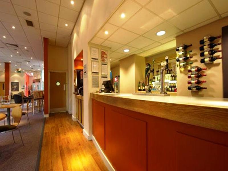 Hotel Travelodge Leeds