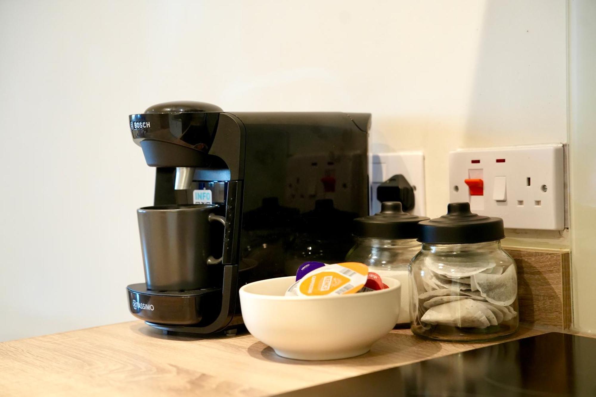 Spacious Leeds City Centre Apartment, Netflix,Fast Wifi,Coffee Machine Apartment