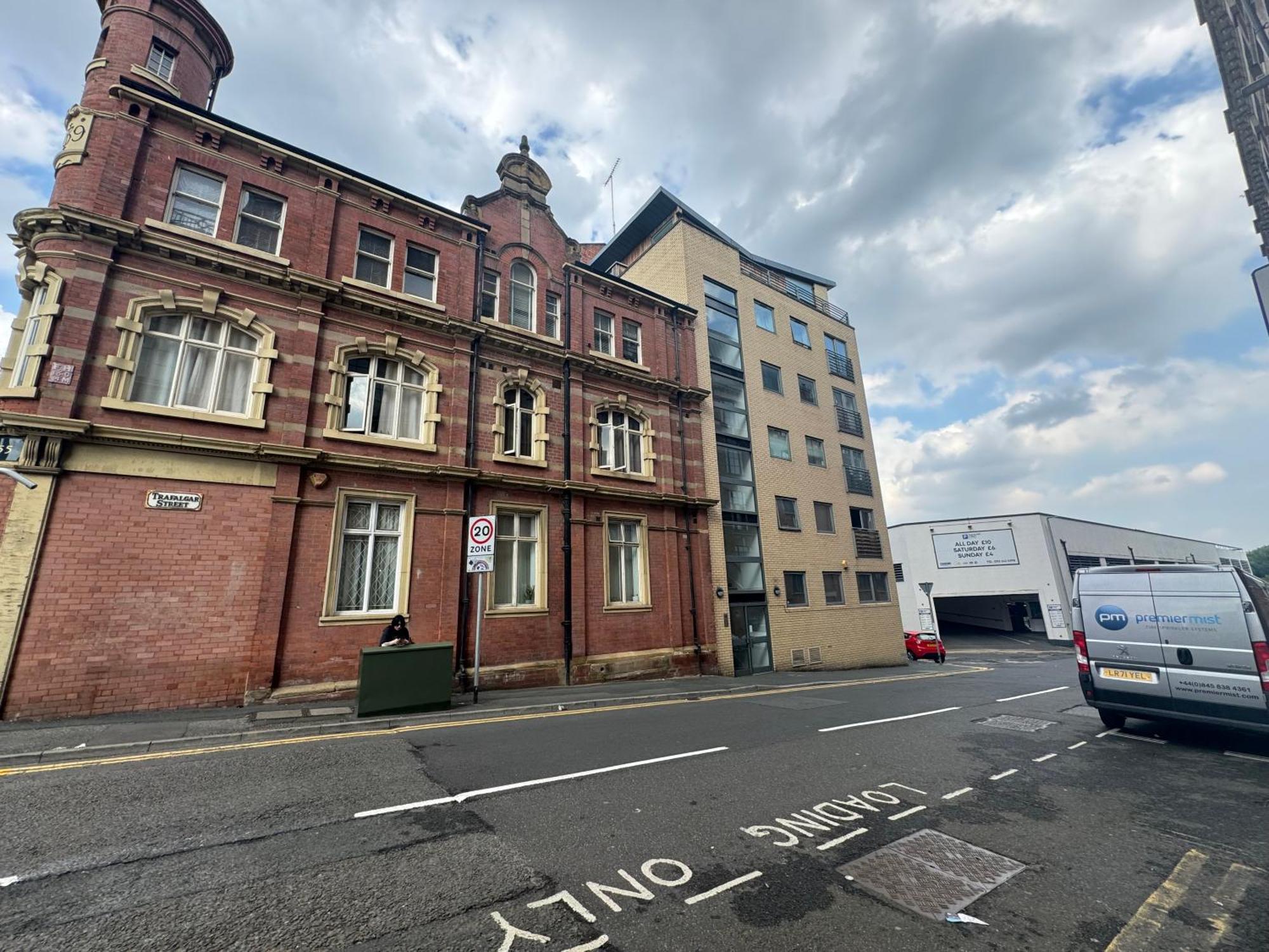 Harvey Nic's & Designer Quarter 60ch Leeds (West Yorkshire)