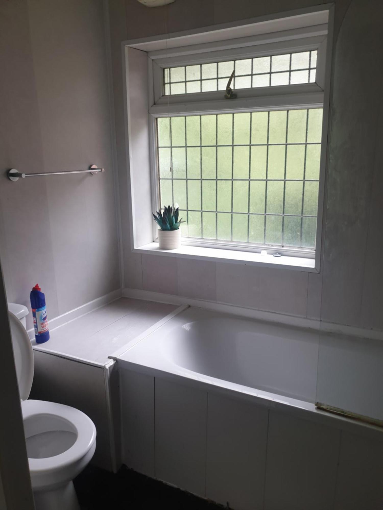 Guest house Mother-in-law Leeds *
