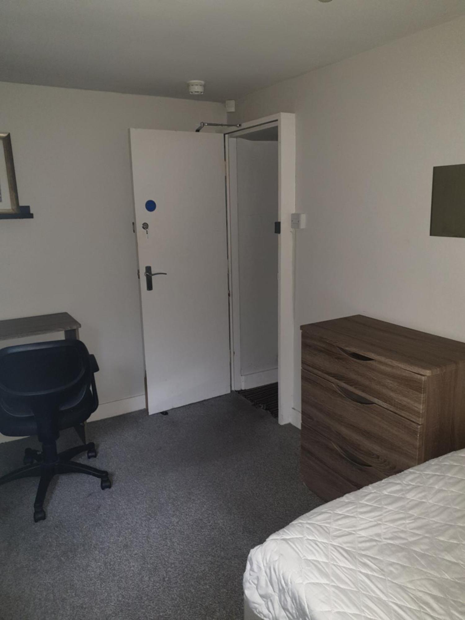 Mother-in-law Leeds Guest house