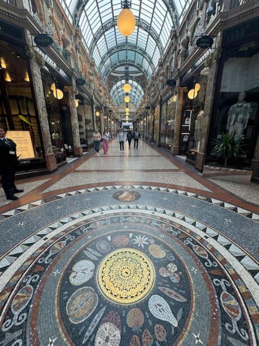 Harvey Nic's & Designer Quarter 18 Ch Leeds (West Yorkshire)