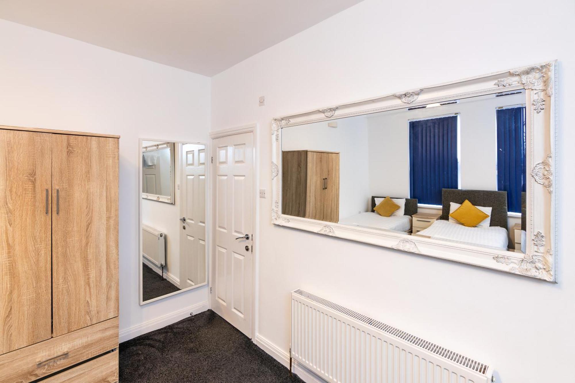 Apartment Spacious Close To City Centre With Free Secure Parking Leeds (West Yorkshire)