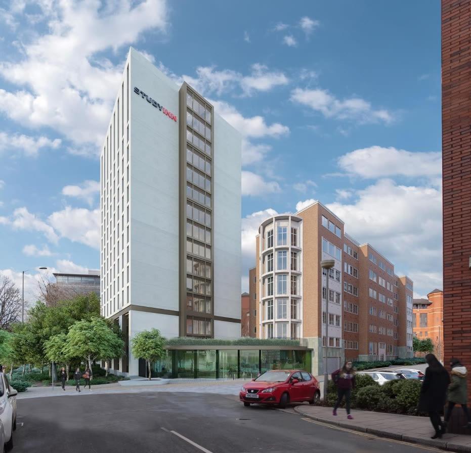 Stylish Student Only Ensuites In Leeds Centre Apartment *