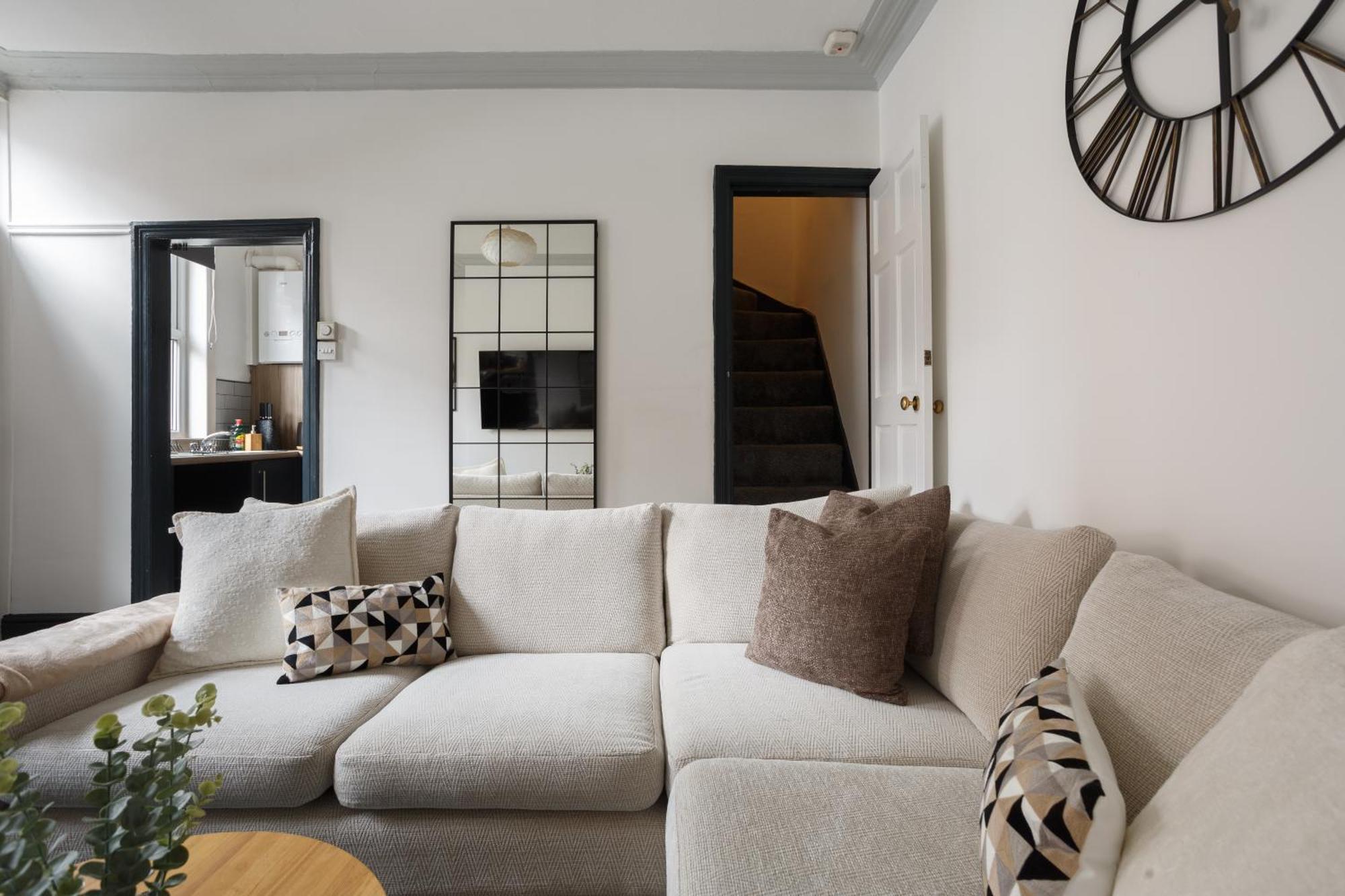 Spacious Three-bedroom In Leeds Apartment Leeds (West Yorkshire)