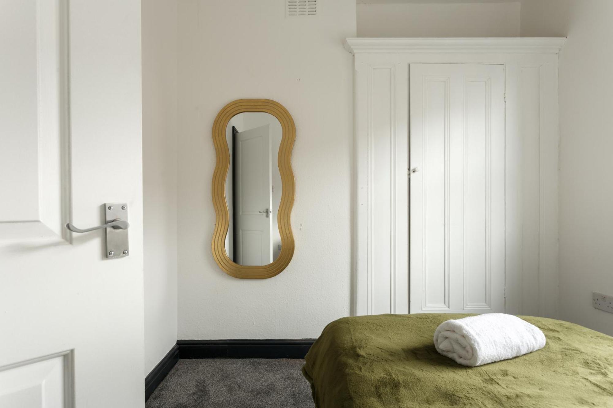 Spacious Three-bedroom In Leeds Apartment Leeds (West Yorkshire)