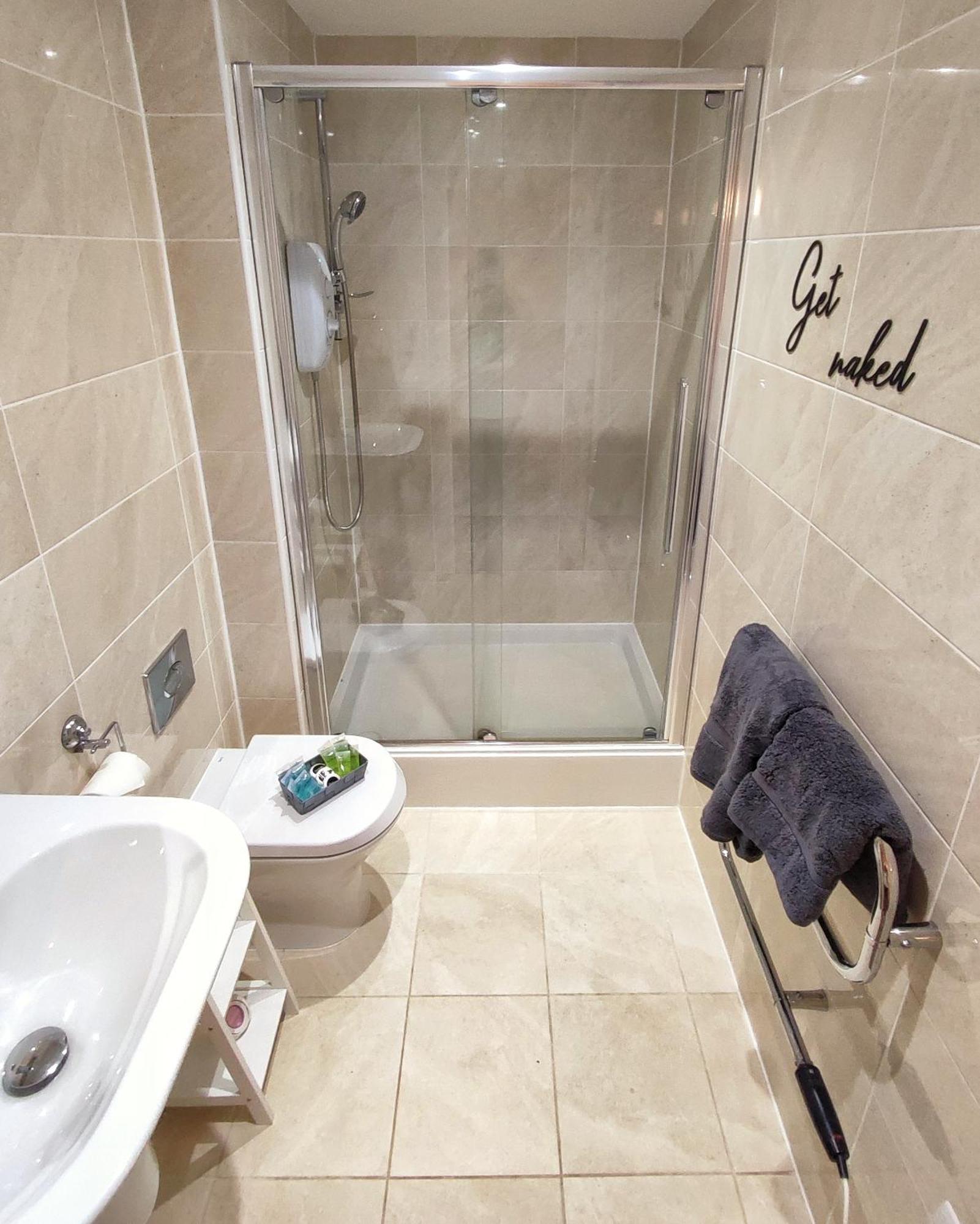 Duplex In Leeds With King Size Bed - Long Rates Available Apartment Leeds (West Yorkshire)