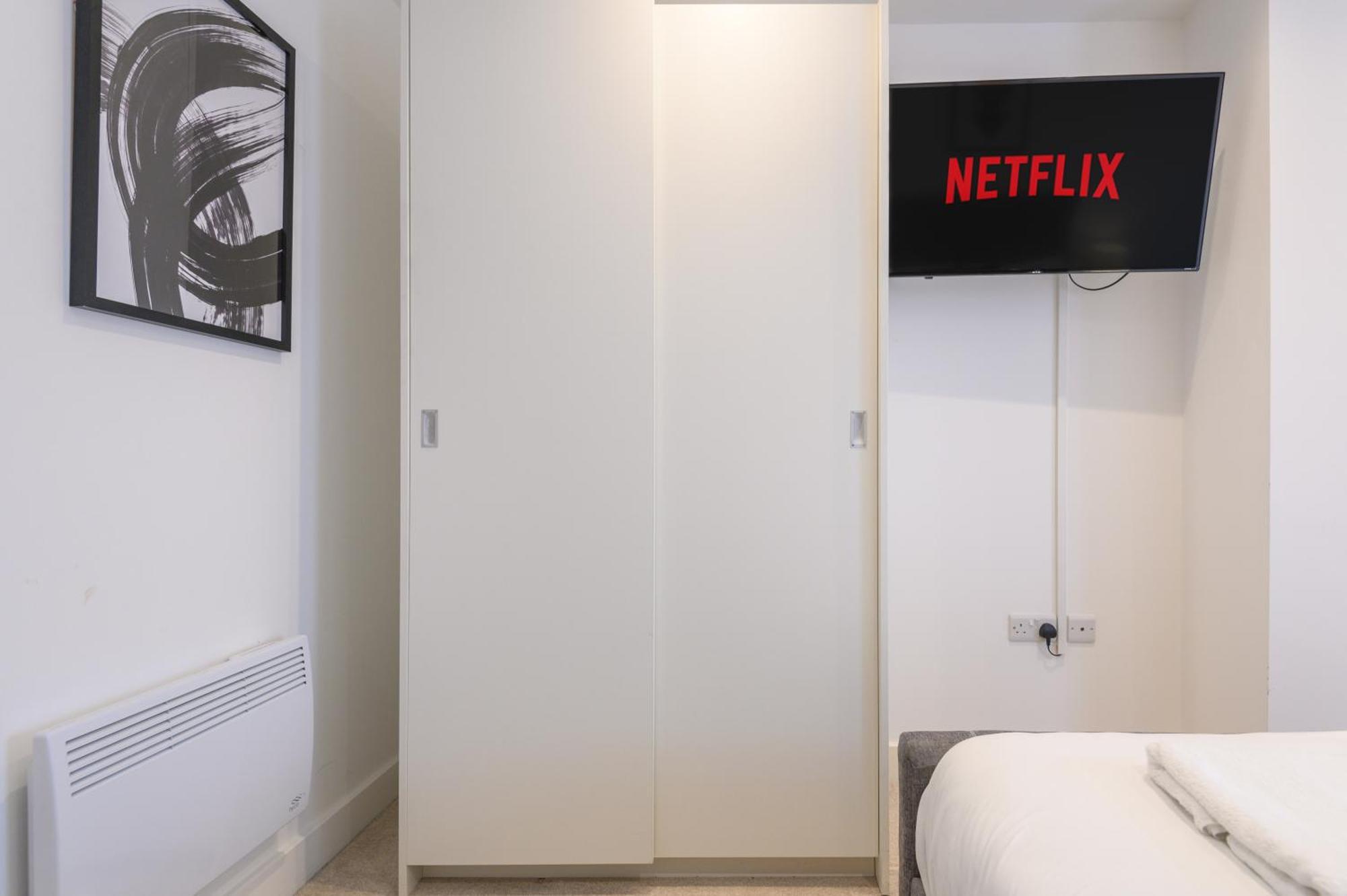 Apartment Luxury 3-bed, 3-bath Penthouse - Leeds Centre - Underground Parking