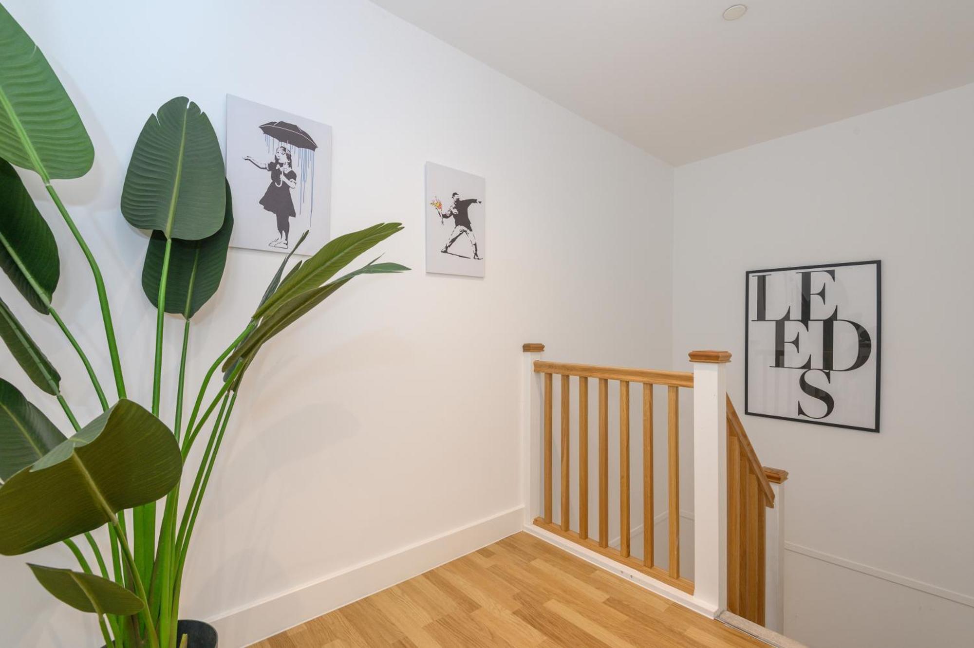 Apartment Luxury 3-bed, 3-bath Penthouse - Leeds Centre - Underground Parking *