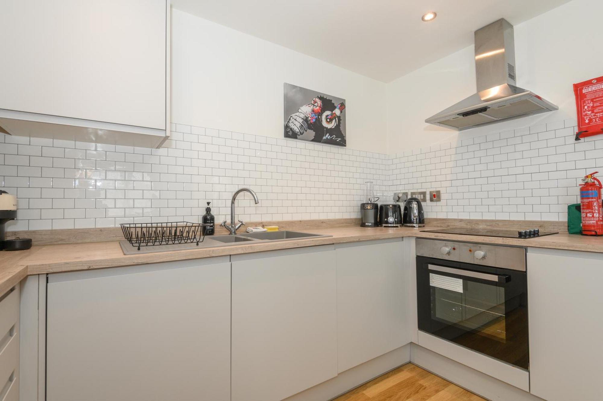 Luxury 3-bed, 3-bath Penthouse - Leeds Centre - Underground Parking * Leeds (West Yorkshire)