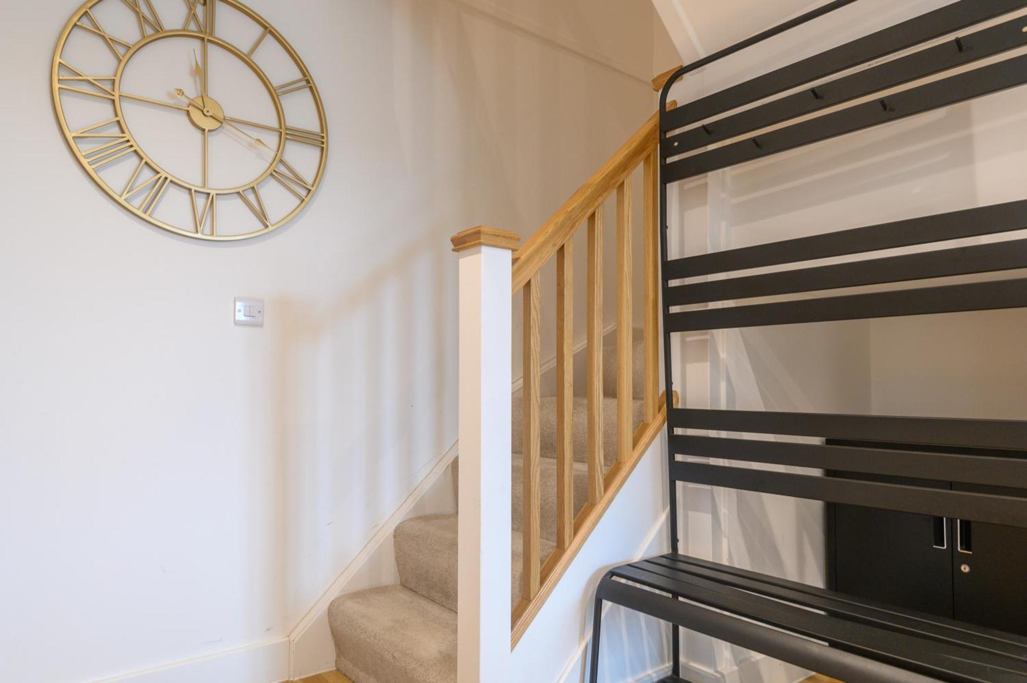 Luxury 3-bed, 3-bath Penthouse - Leeds Centre - Underground Parking