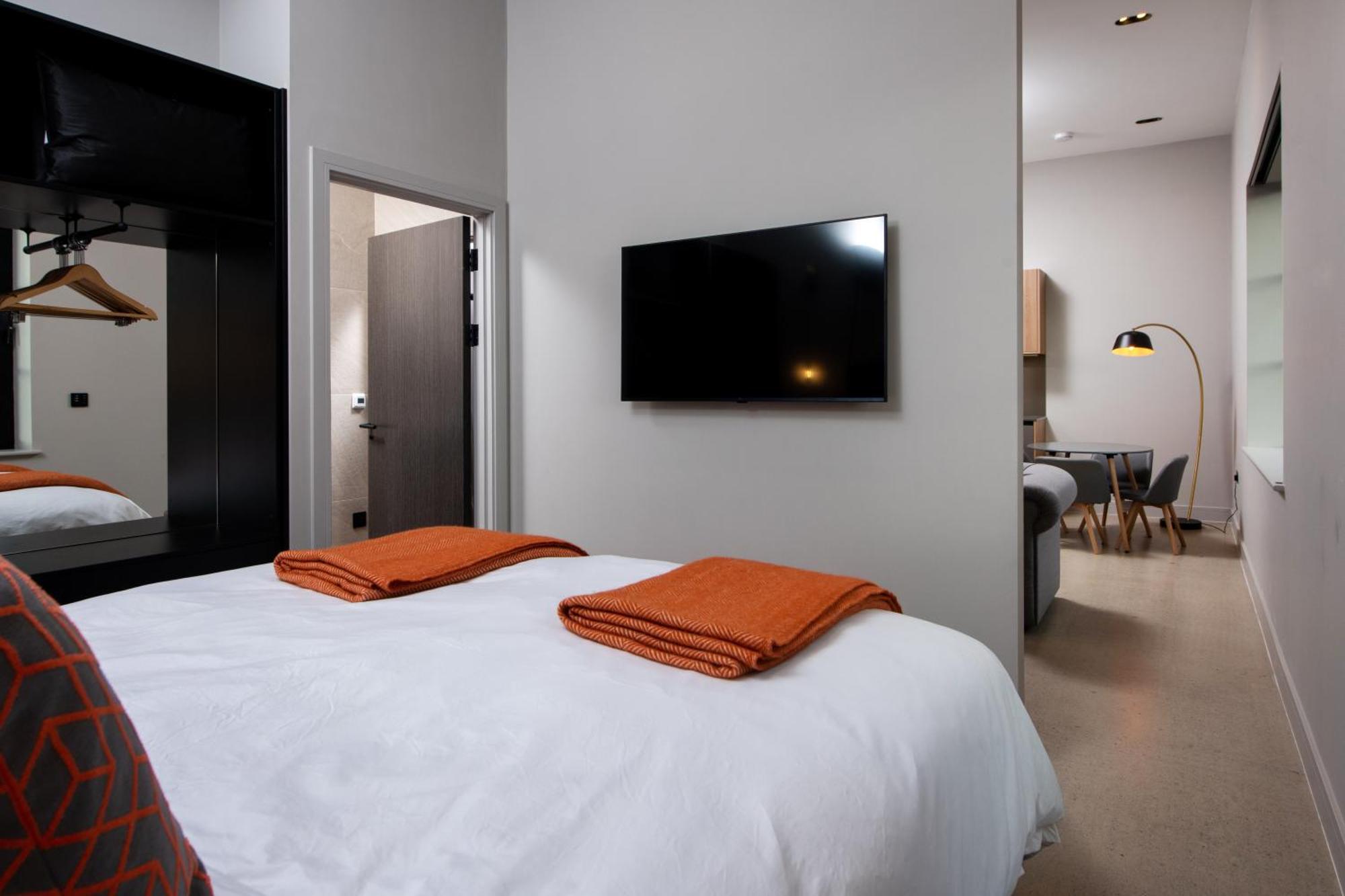Montgomery House Aparthotel