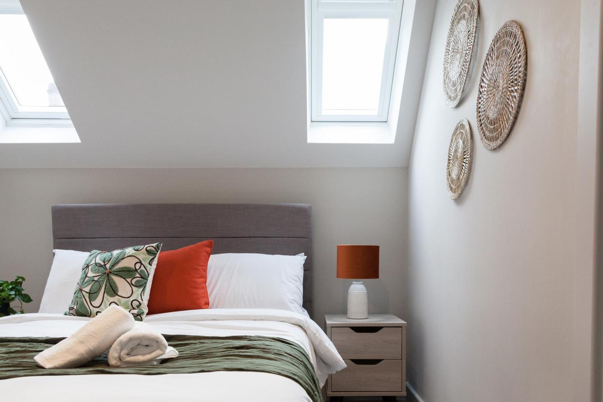 2-3 Bedroom Apartment- Long Term Rates- Contractors-professionals Apartment Leeds (West Yorkshire)