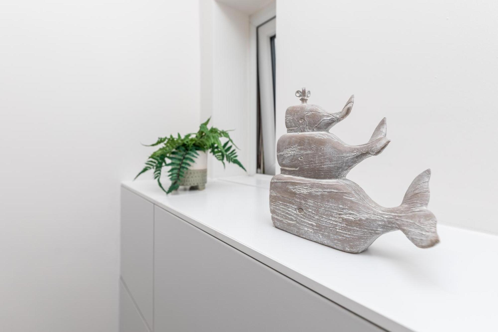 Apartment Chic 2-bed Retreat In The Heart Of Oakwood! Leeds (West Yorkshire)