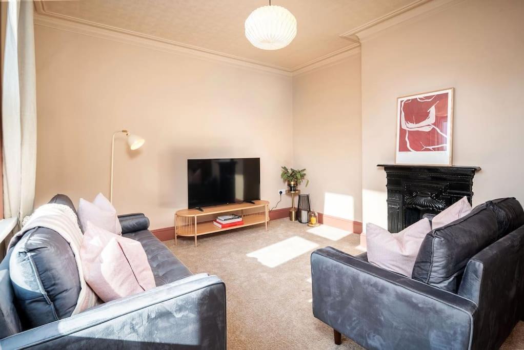 Highthorne House Apartment *