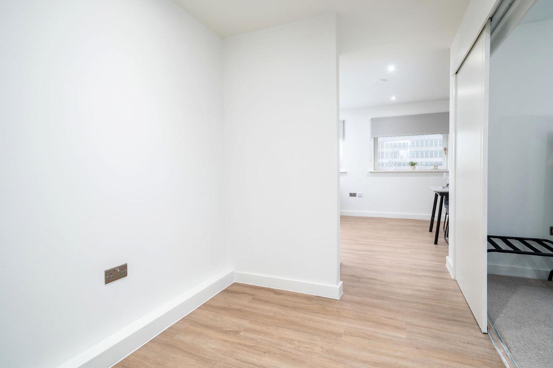 Escape - Chic 1 Bed In Leeds Apartment *