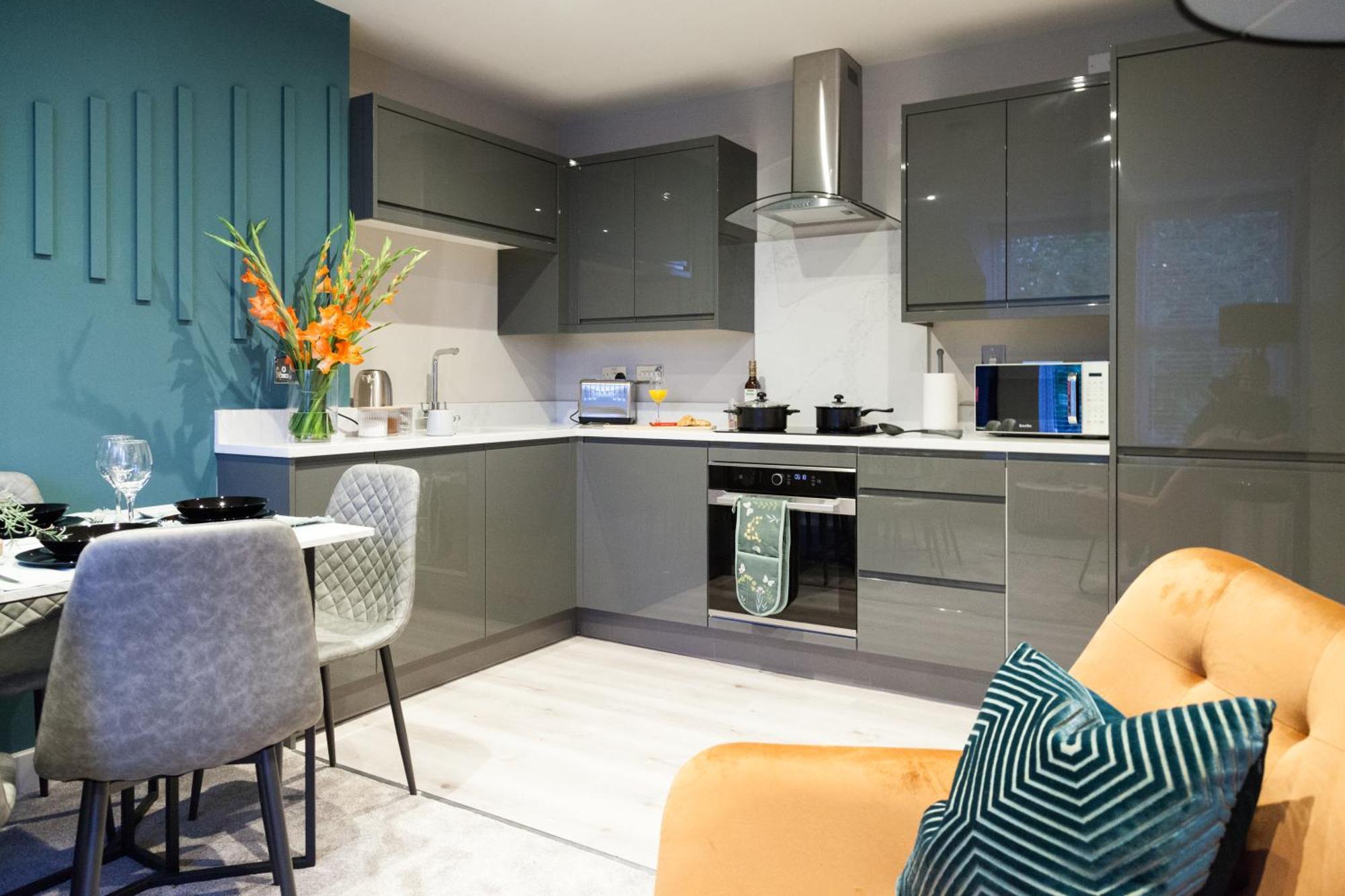 2 Bedroom Flat - Long Term Rates- Contractors-professionals-relocation Leeds (West Yorkshire)