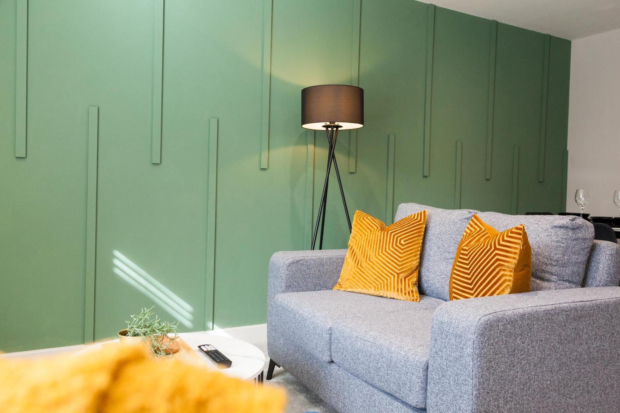 Apartment 1 Bedroom Flat - Long Term Rates-contractors-professionals-relocation *