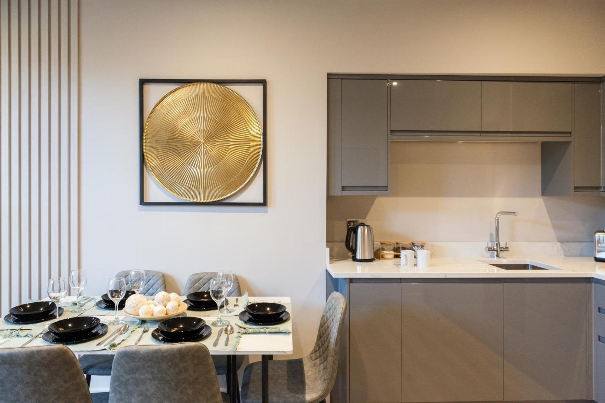 Apartment 2 Bedroom Flat - Long Term Rates- Contractors-professionals-relocation