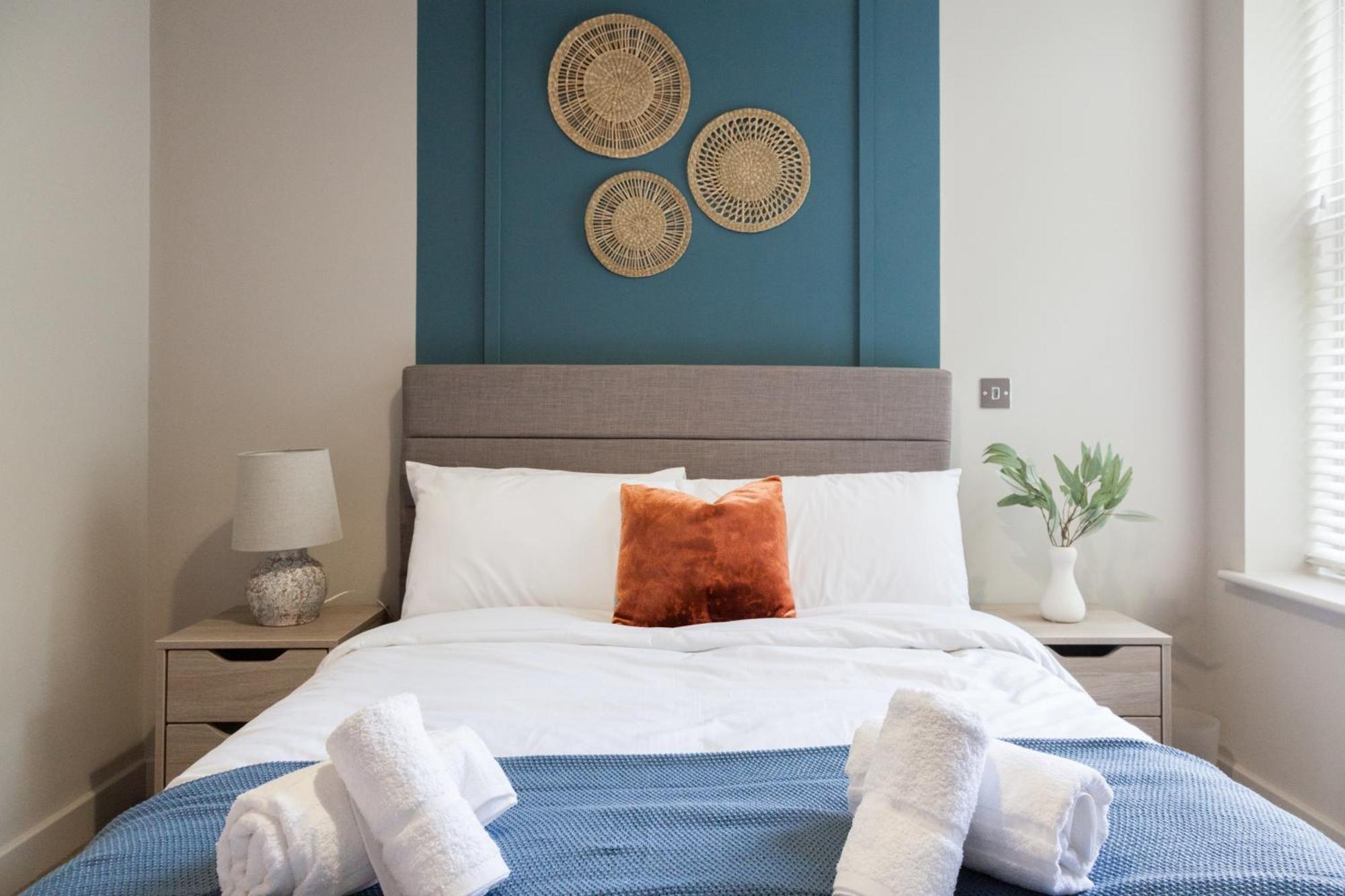 2 Bed - Long Term Rates- Contractors-professionals-relocation Apartment *