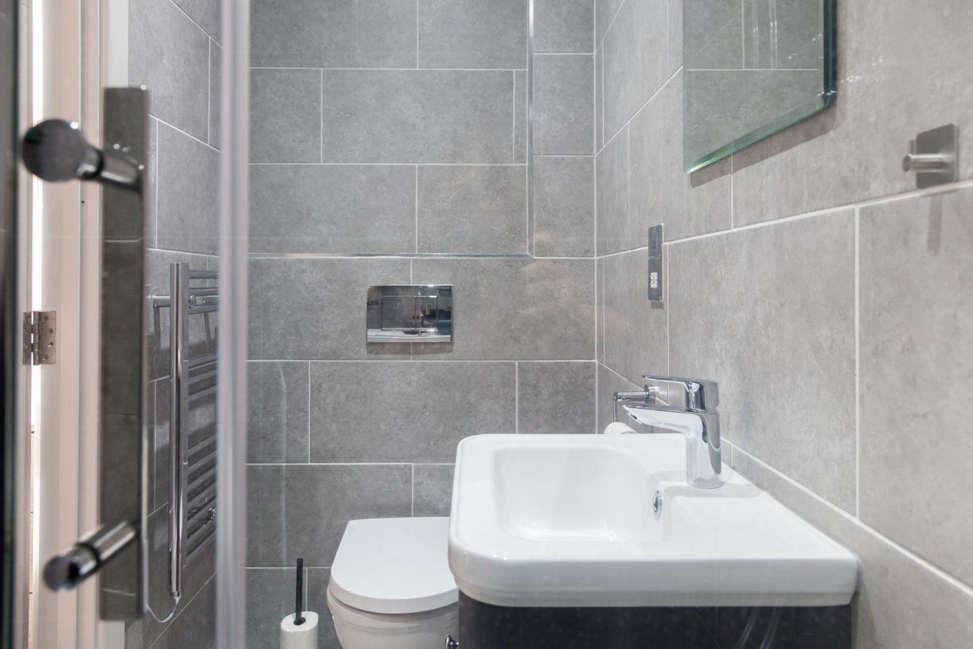 2 Bed - Long Term Rates- Contractors-professionals-relocation Apartment
