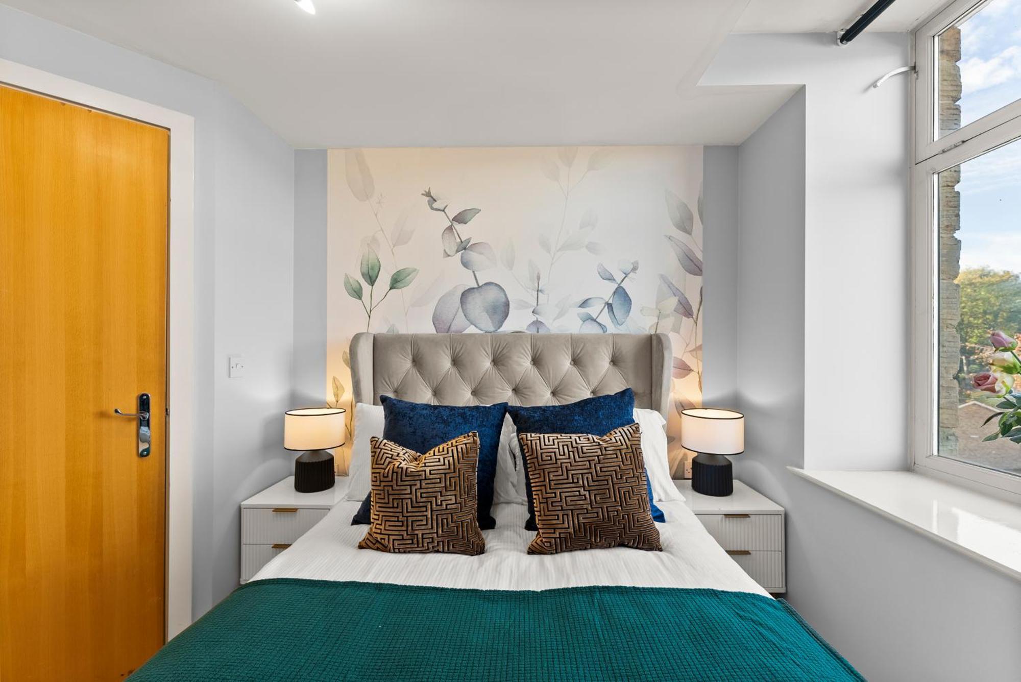 30 Percent Off! Stylish In Dewsbury -close To Leeds Apartment
