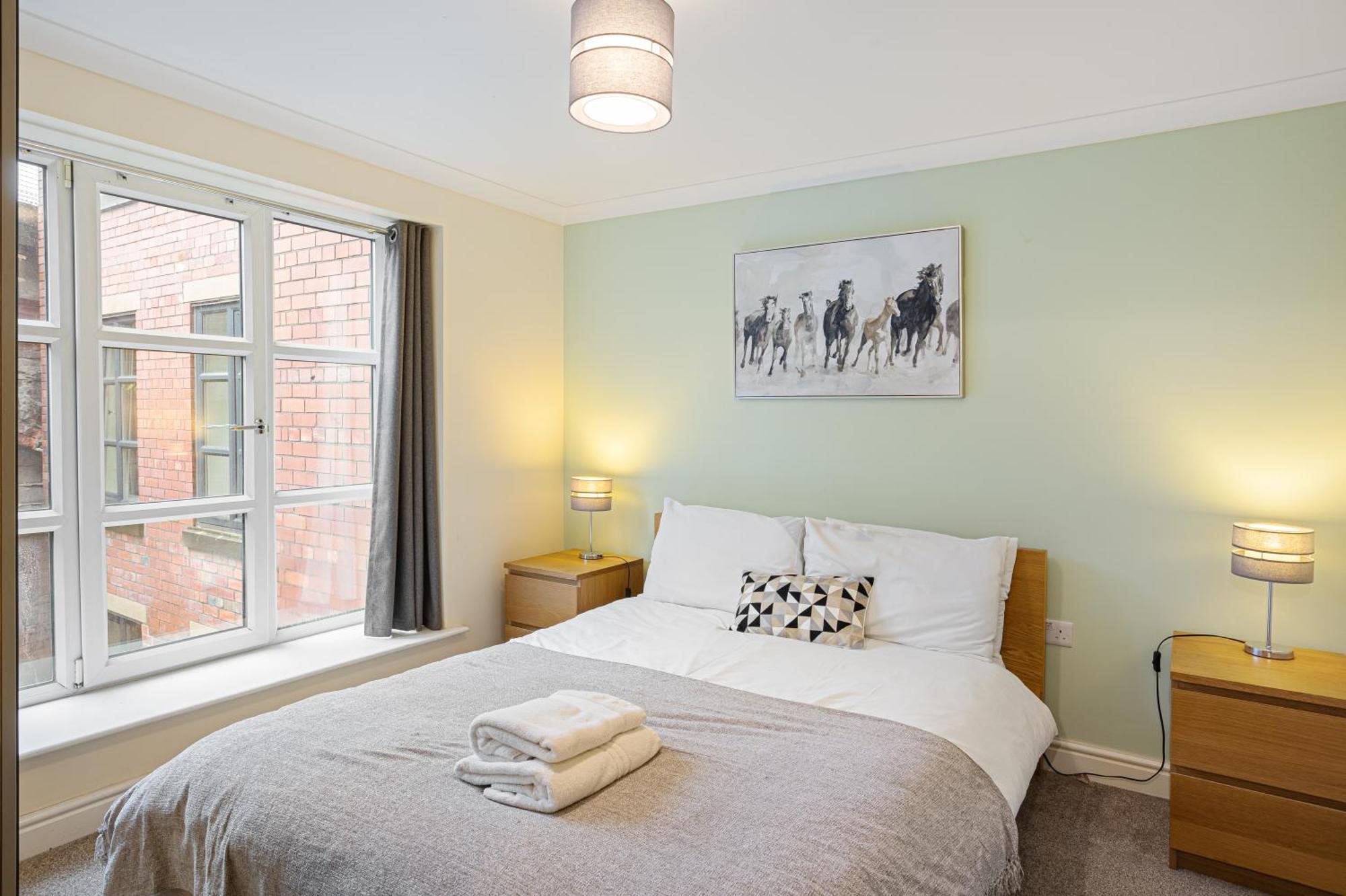 Bookbinders Leeds City Centre Apartment *