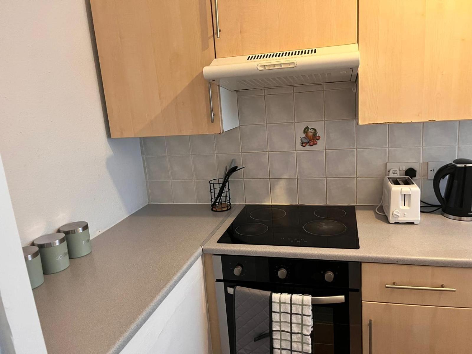 Homestay One Bedroom Apartment- Bec Chambers Ls