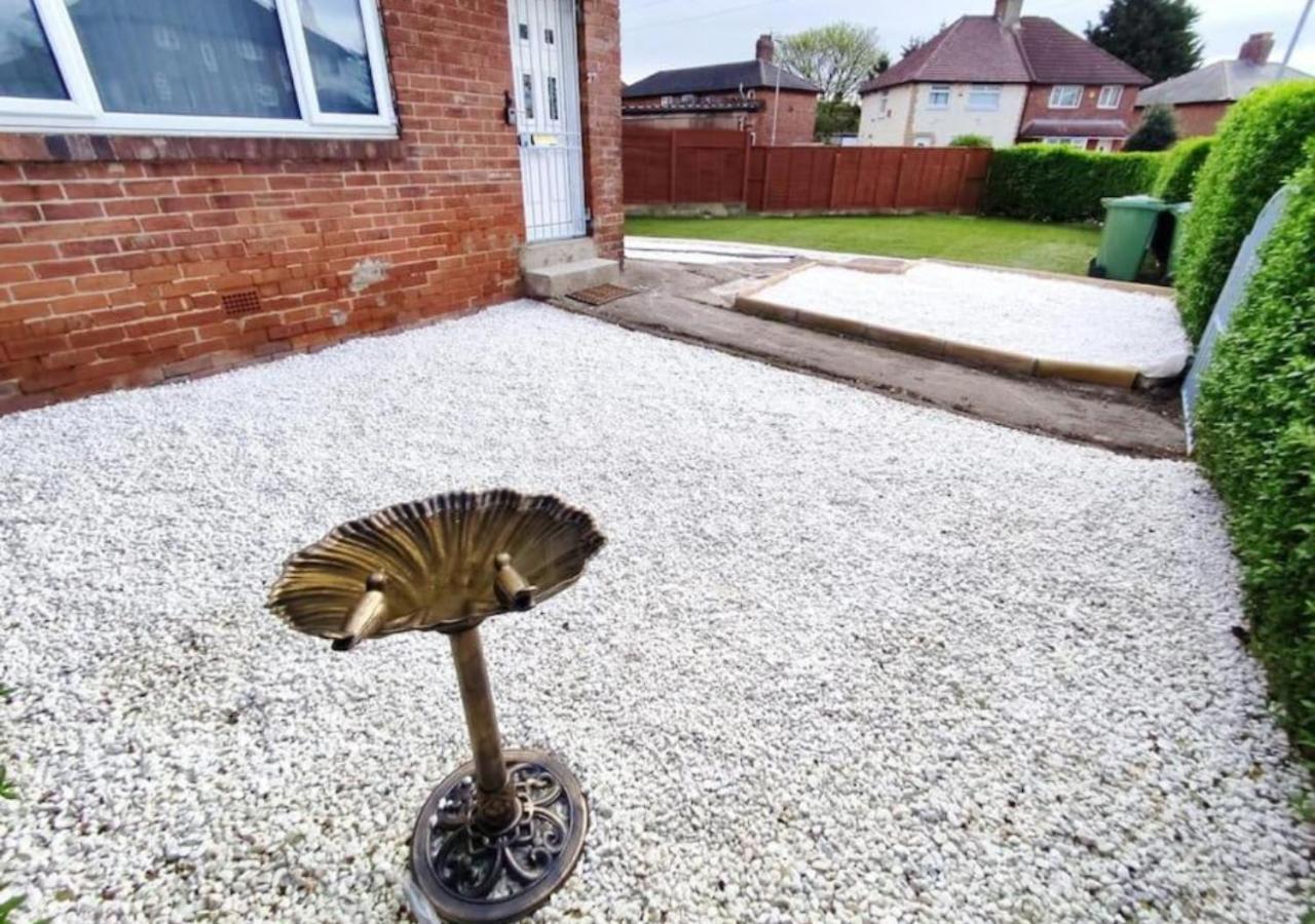 Holiday home Comfortable 3 Bedrooms Leeds Beach House - Ideal For Family And Contractors With Free Parking For 2 Cars - Free Wifi - Projector - Smart Light Leeds (West Yorkshire)