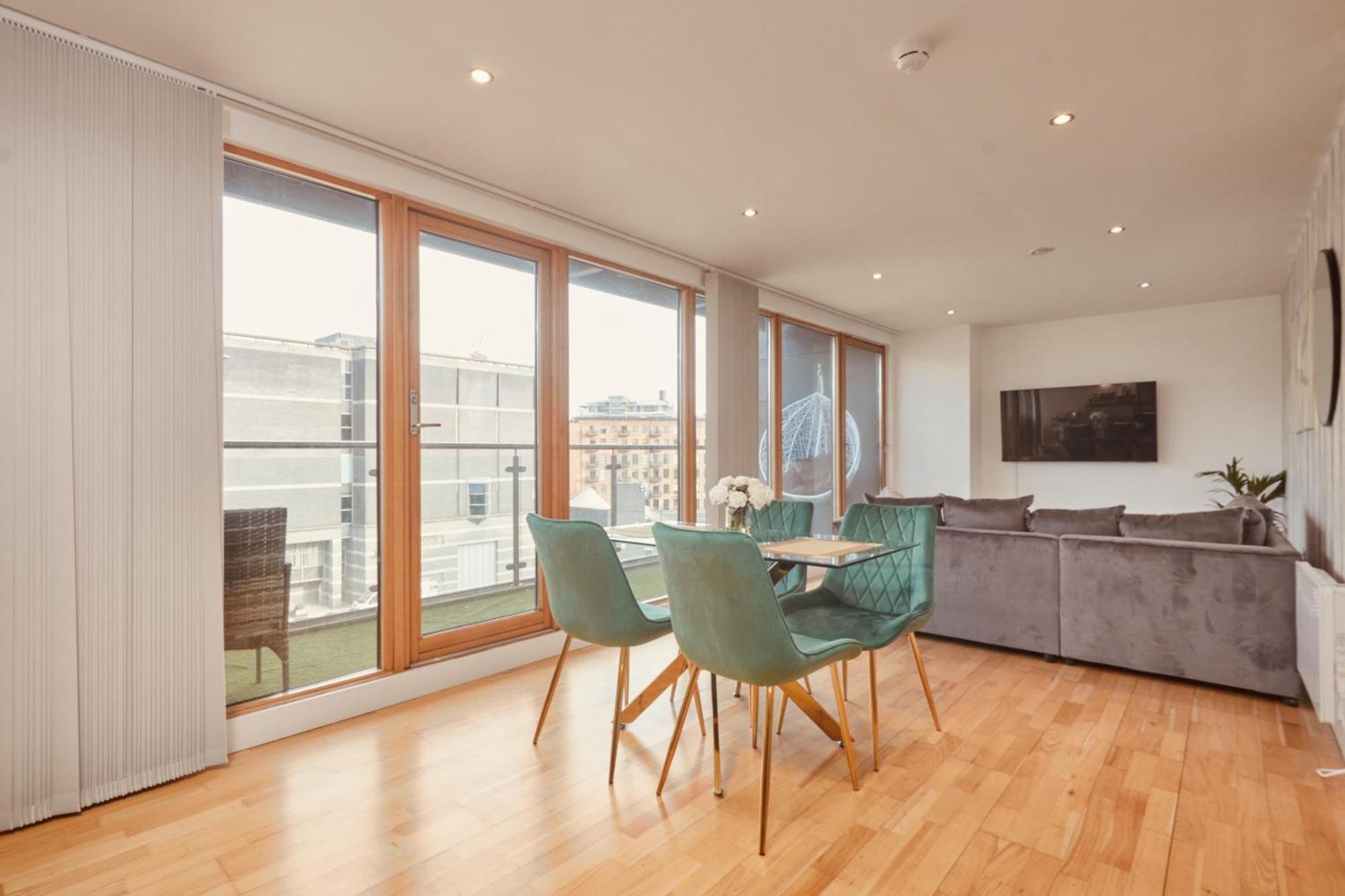Apartment Leeds Dock Apt, Free Secure Parking! 2 Bed