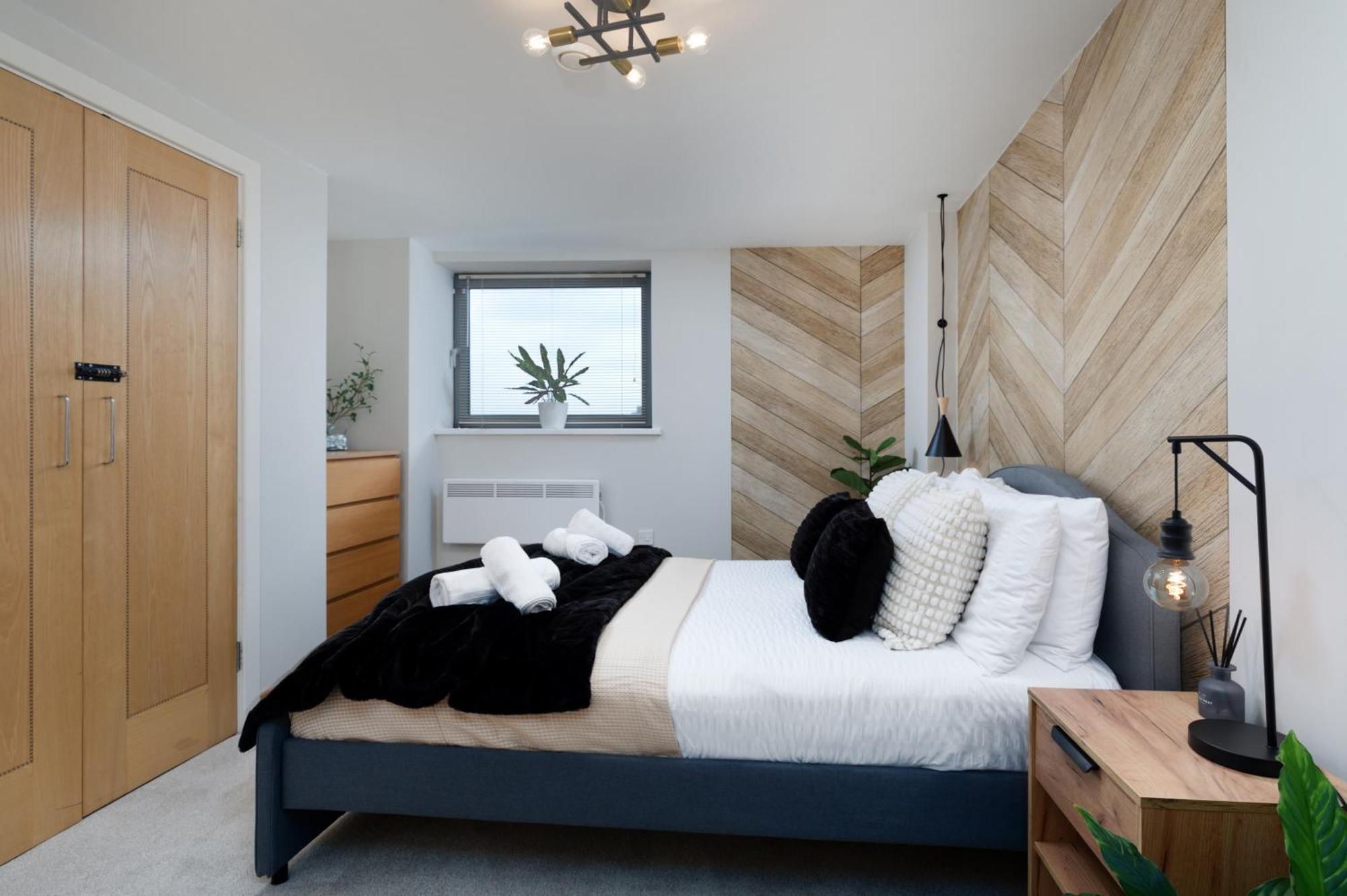 Scandi Abode In Leeds - Sleeps 8 Apartment