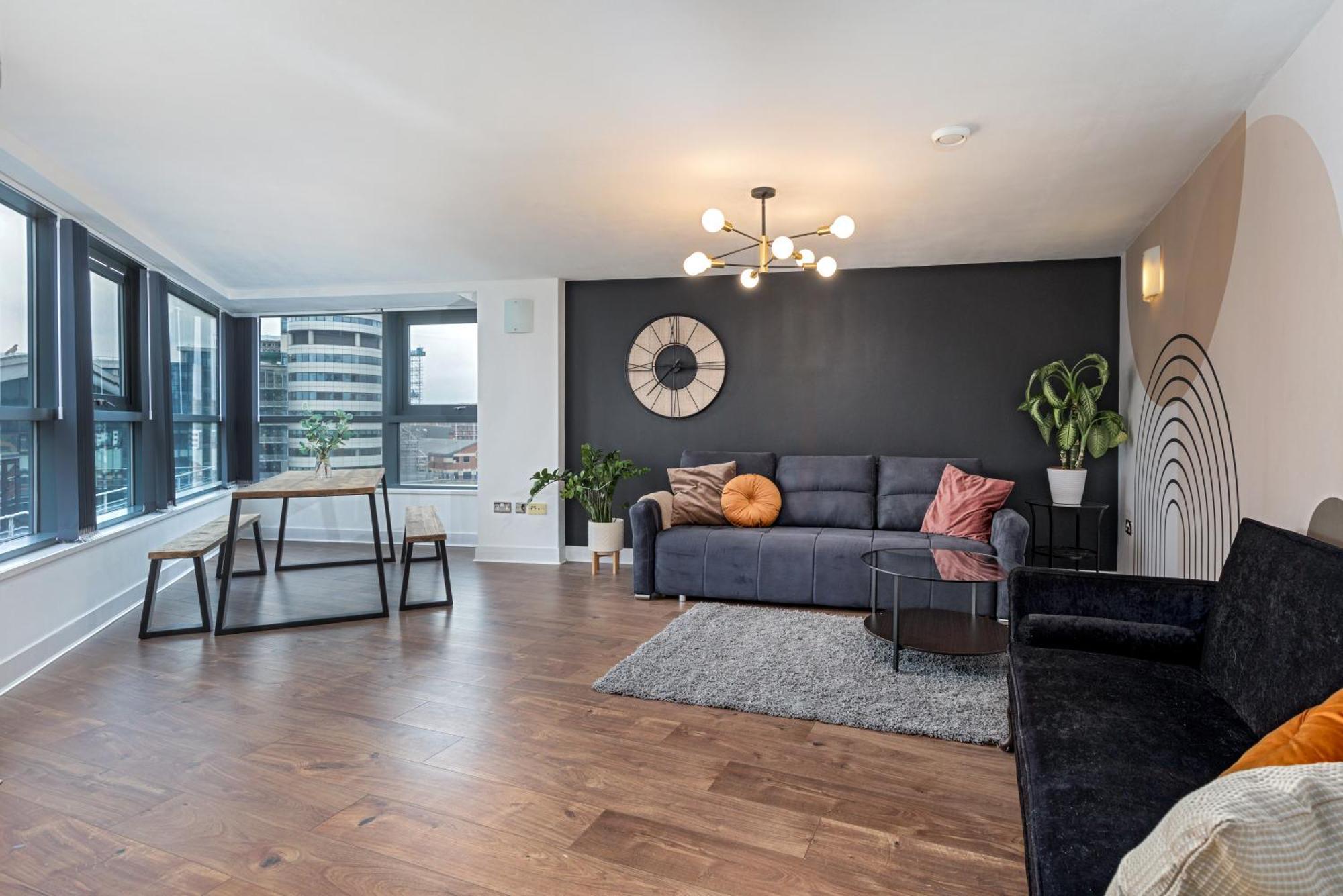 Scandi Abode In Leeds - Sleeps 8 Apartment *