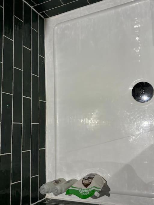 Leeds - 2 Bed Ensuite * Leeds (West Yorkshire)