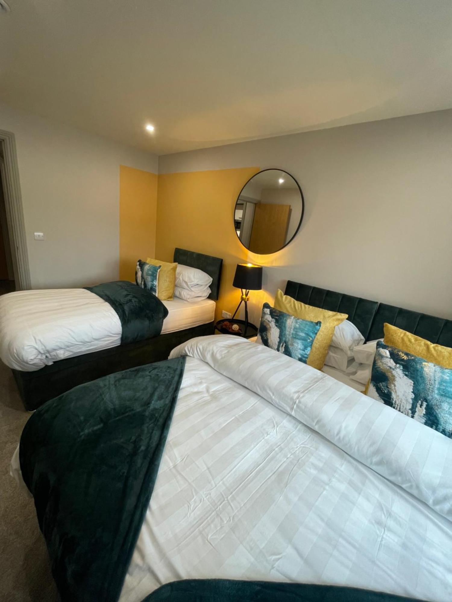 Royale - Rose Platinum Apartment *